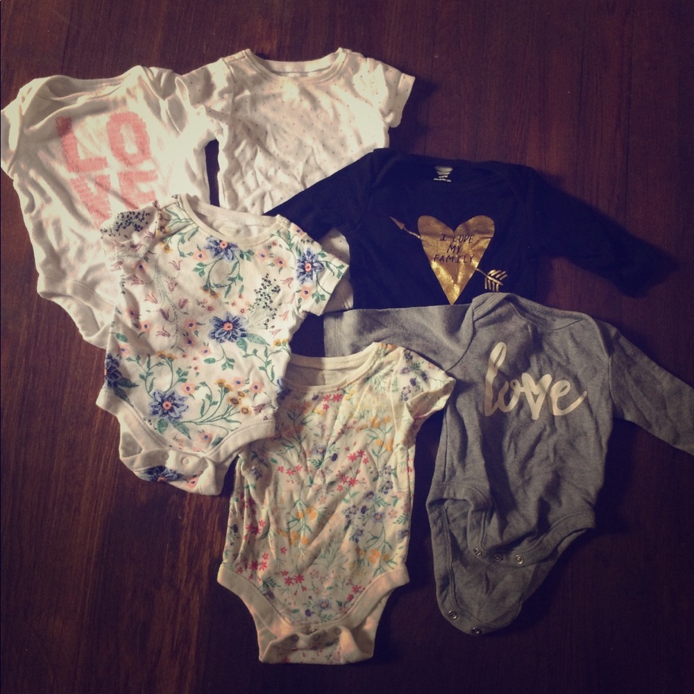 Girls 0-3months old navy onesies